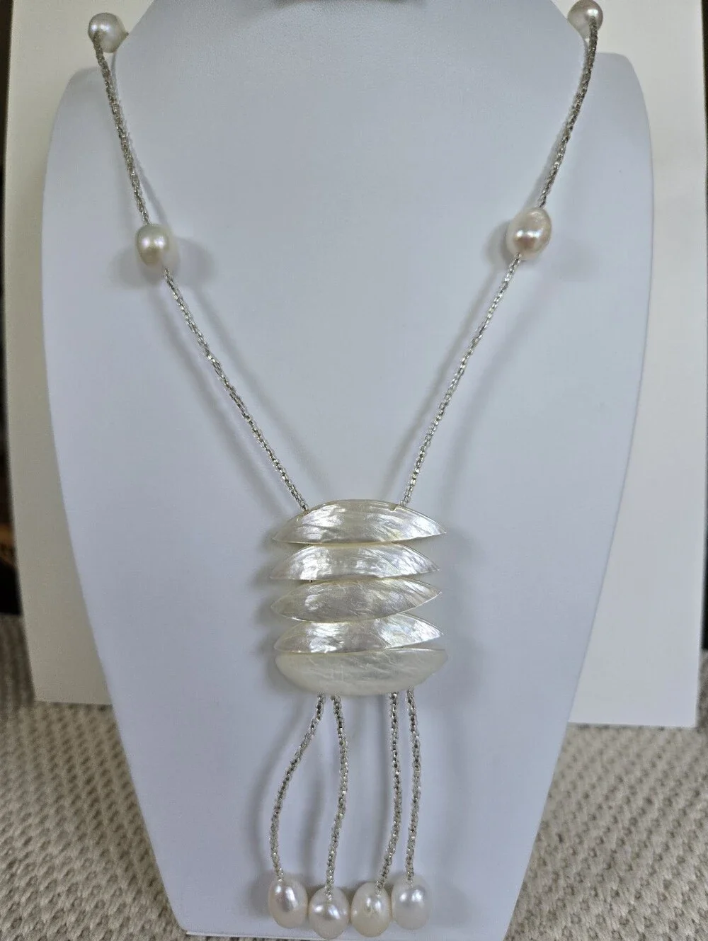 N-137-Mother Of Pearl Shell & Pearl Pendant Necklace-24